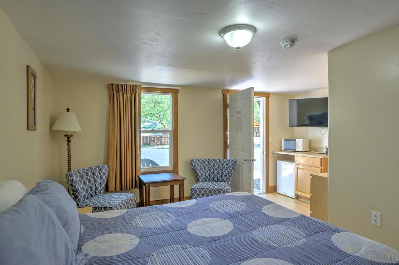 Western Star Inn Райфл Номер фото